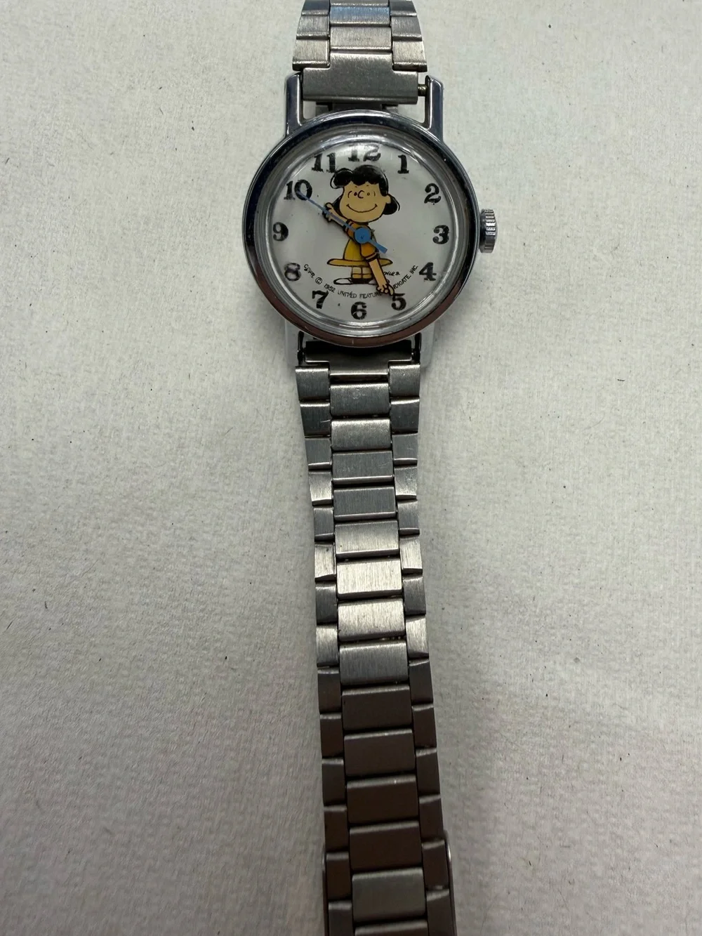 Vintage Peanuts Lucy Watch